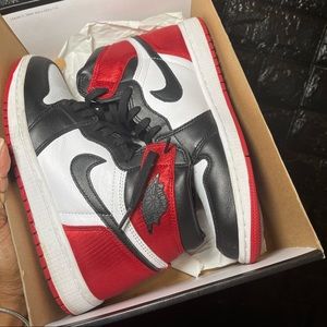 Jordan 1s OG Satin